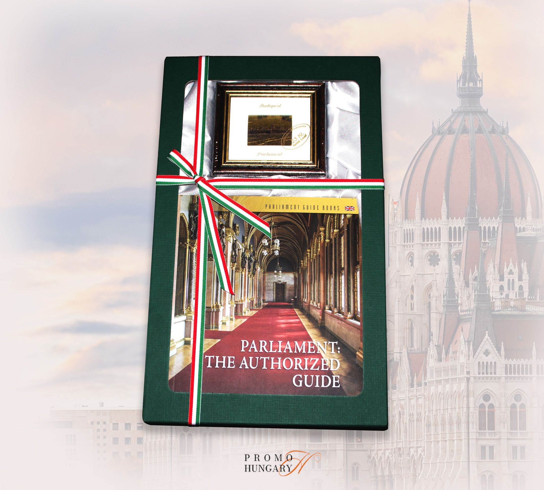 Hungarian Parliament guide book - A hivatalos parlamenti körséta ajándékszettben